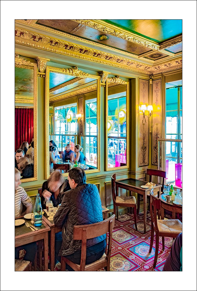 CAFE PARIS